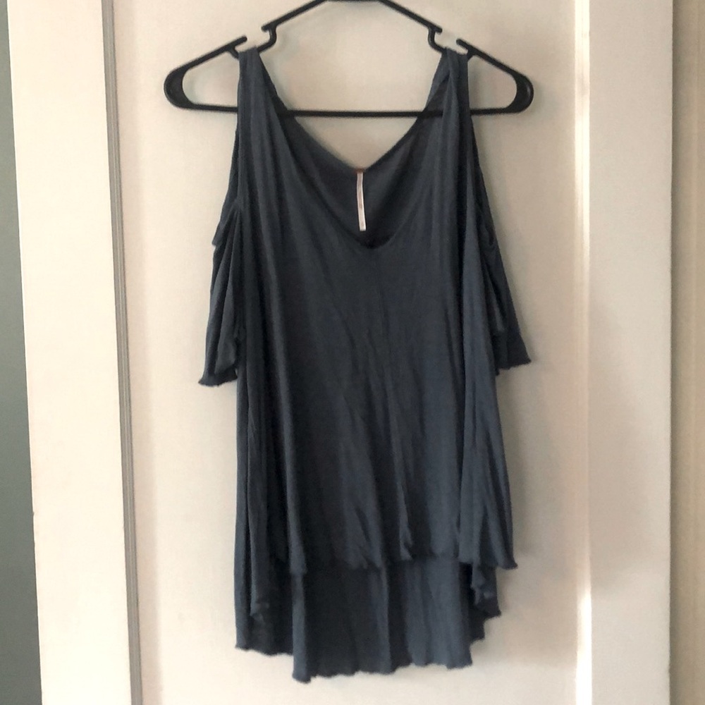Free People Open Shoulder Tee Size Small